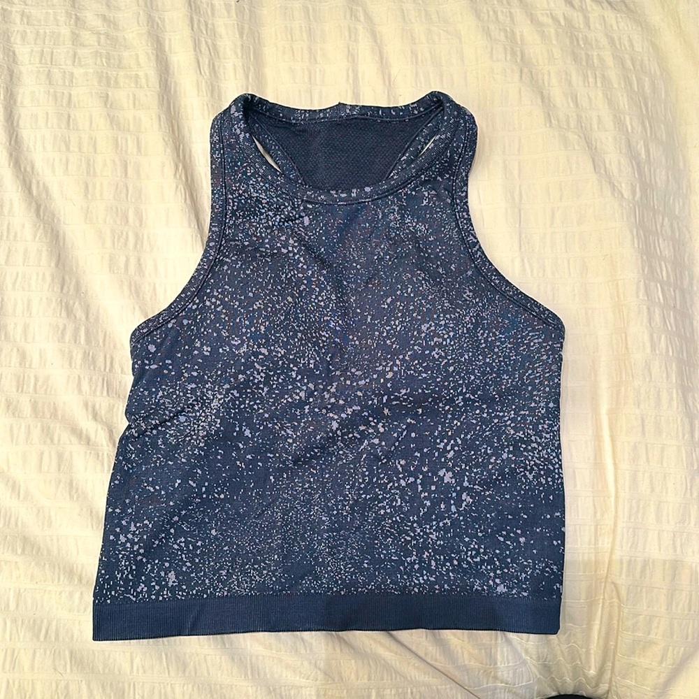 Lululemon tank top, built in bra.